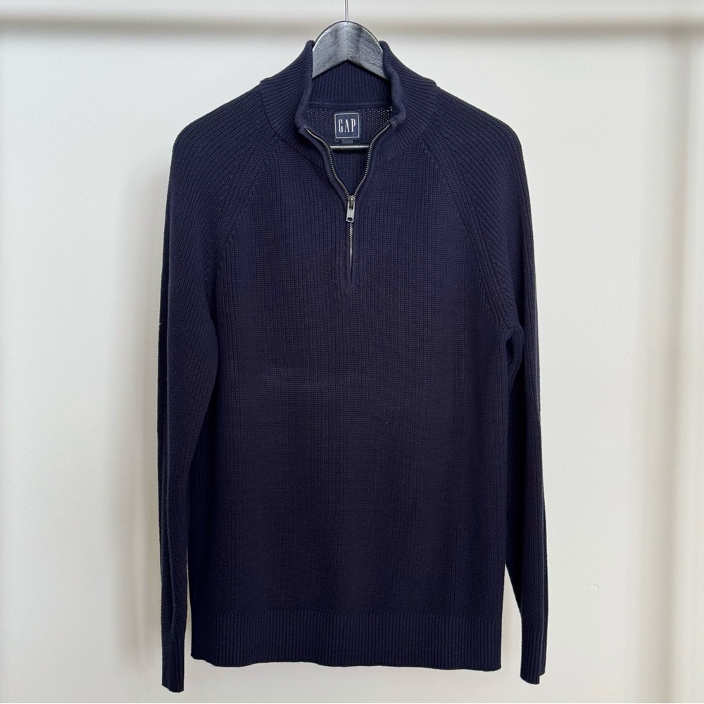 GAP Men’s Navy Blue Half-Zip Pullover (M)
